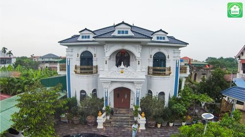 Biệt thự hồ cá koi